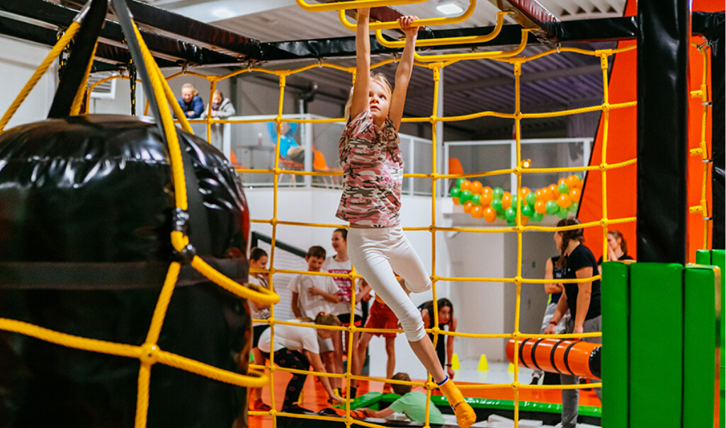 Strefa Ninja  - Rodzinny park trampolin i sala zabaw dla dzieci w Warszawie Bielany Bemowo